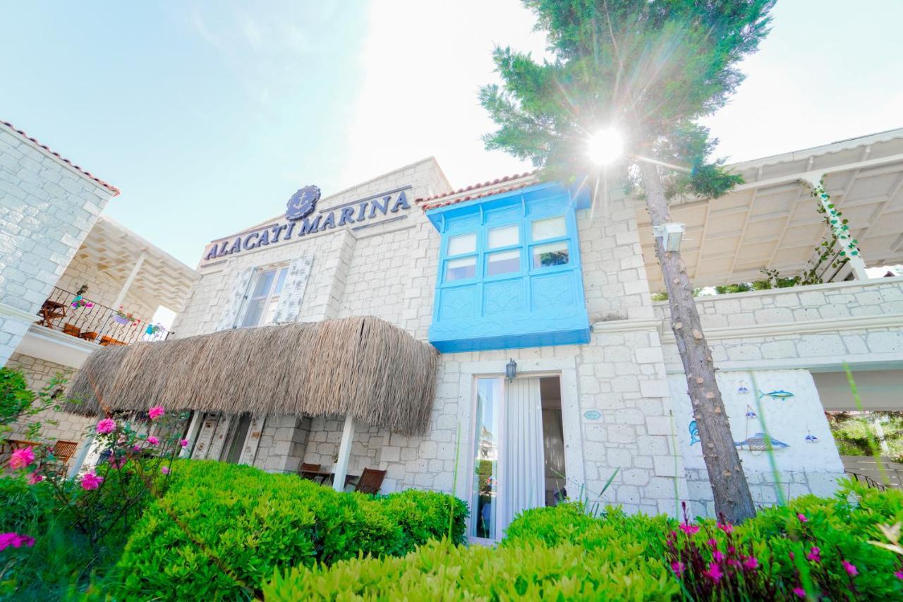 Alacati Marina Palace Exterior foto